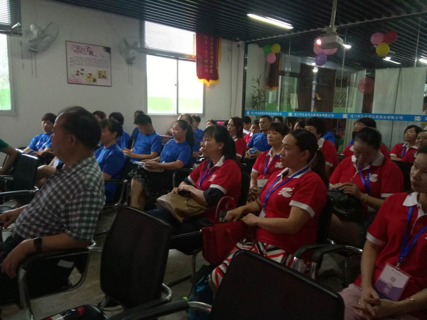 ץ��Ӗ(x��n)��(qi��ng)��(n��i)������ȸ�ӱ�ķ��ɩˎ�Ŏ���Ӗ(x��n)����M(j��n)����